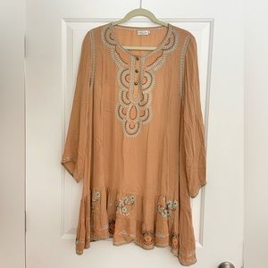 Tasha Polizzi Fabulous Fall colors Tan Boho Embroidered Tunic Dress, Size L
